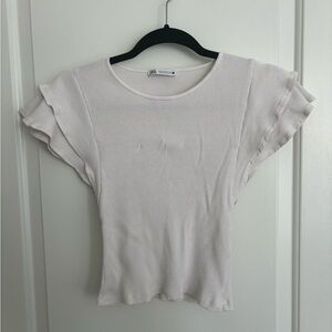 Zara White Ribbed Cropped Top with Ruffle Sleeves Size M